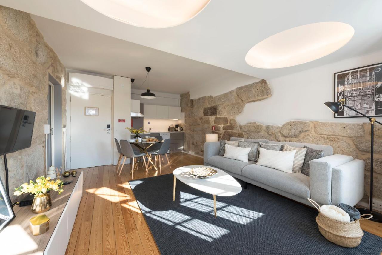 Lovelystay - Sao Domingos Apartment Porto Bagian luar foto