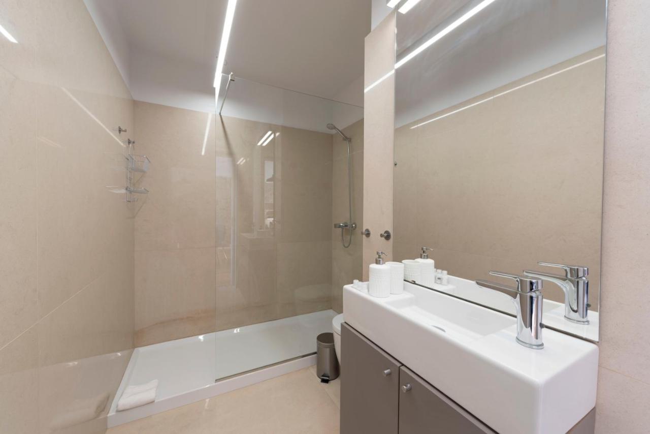 Lovelystay - Sao Domingos Apartment Porto Bagian luar foto