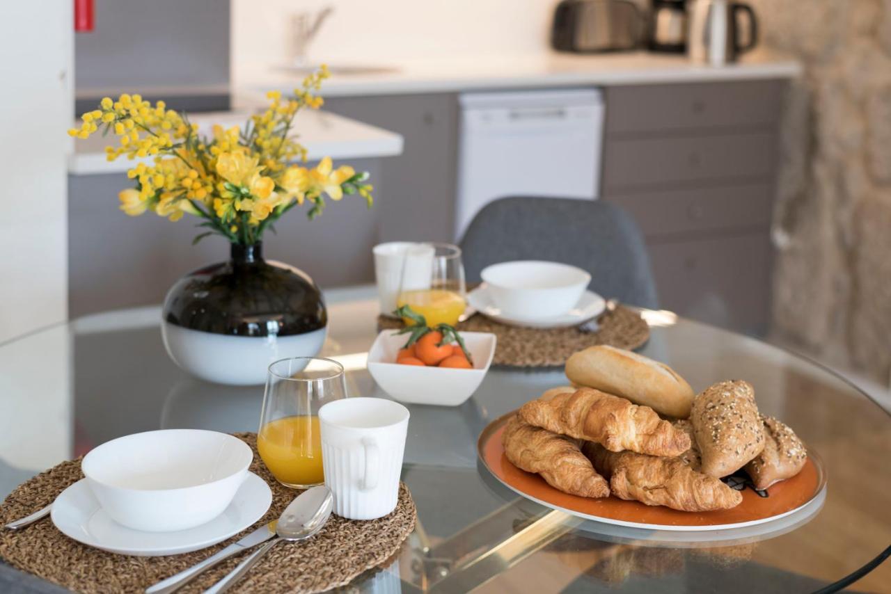 Lovelystay - Sao Domingos Apartment Porto Bagian luar foto